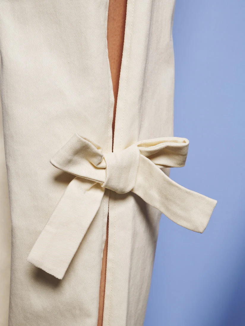 Bay Denim Bow Side Jeans - Image 6